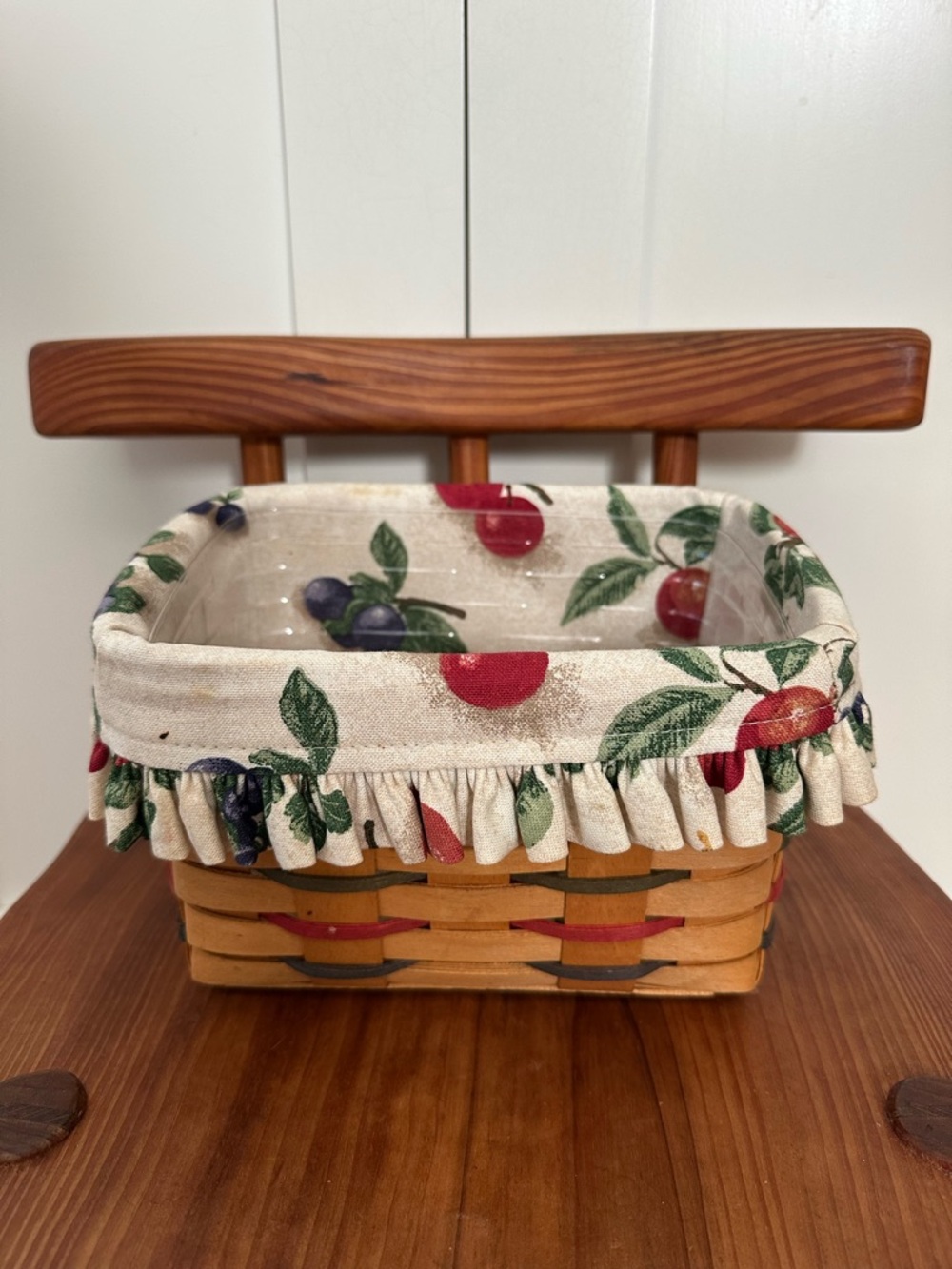 Vintage Longaberger Baskets 1998 basket